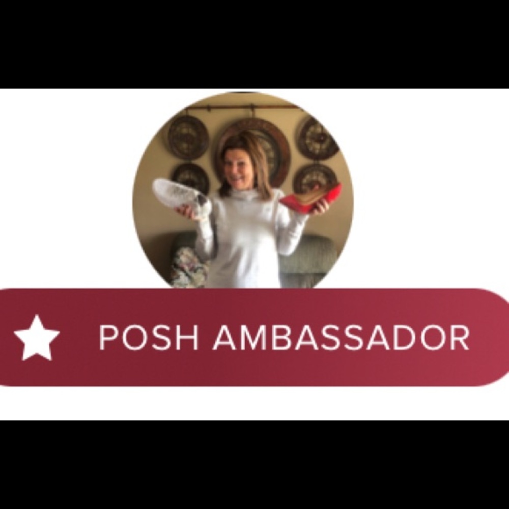 Meet your Posher, Sharon - Picture 3 of 3
